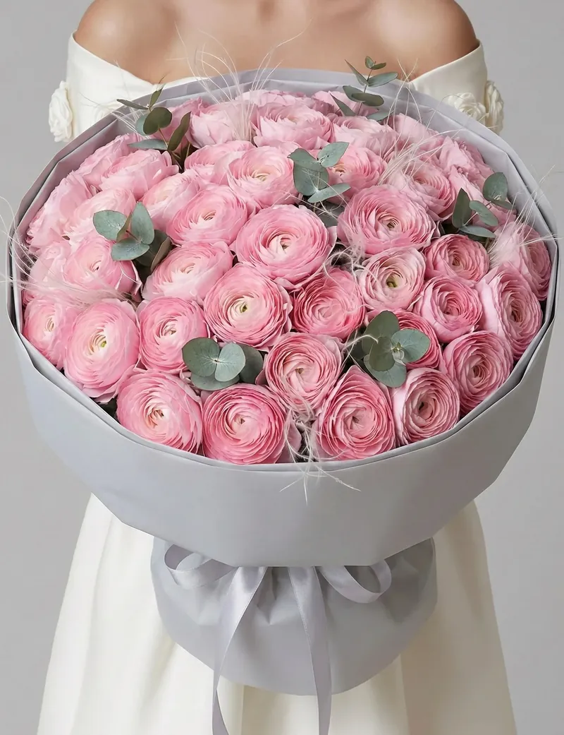 Букет из 51 ранункулюса Pink
