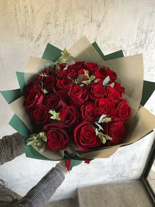 Букет из 23 роз