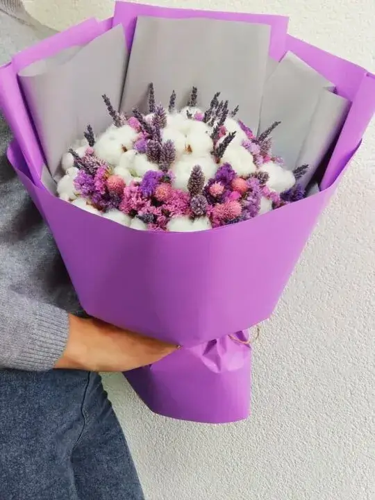 Букет из статицы, хлопка и лаванды