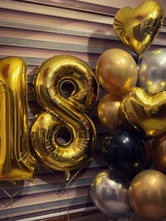 Композиция из шаров Золотой день