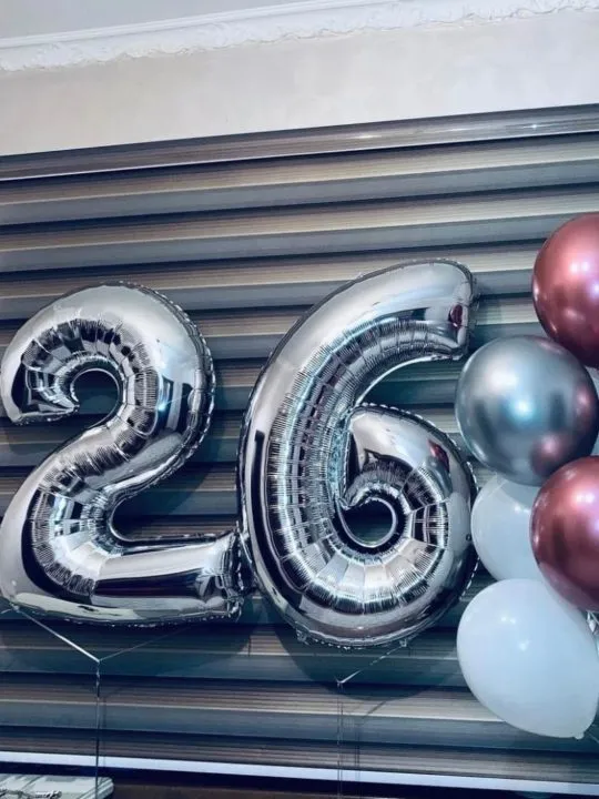 Композиция из шаров 26 лет