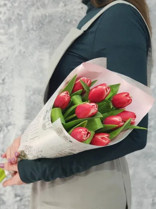 Букет из 9 тюльпанов