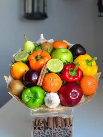 Букет из овощей и фруктов своими руками. Мастер-класс к 8 марта