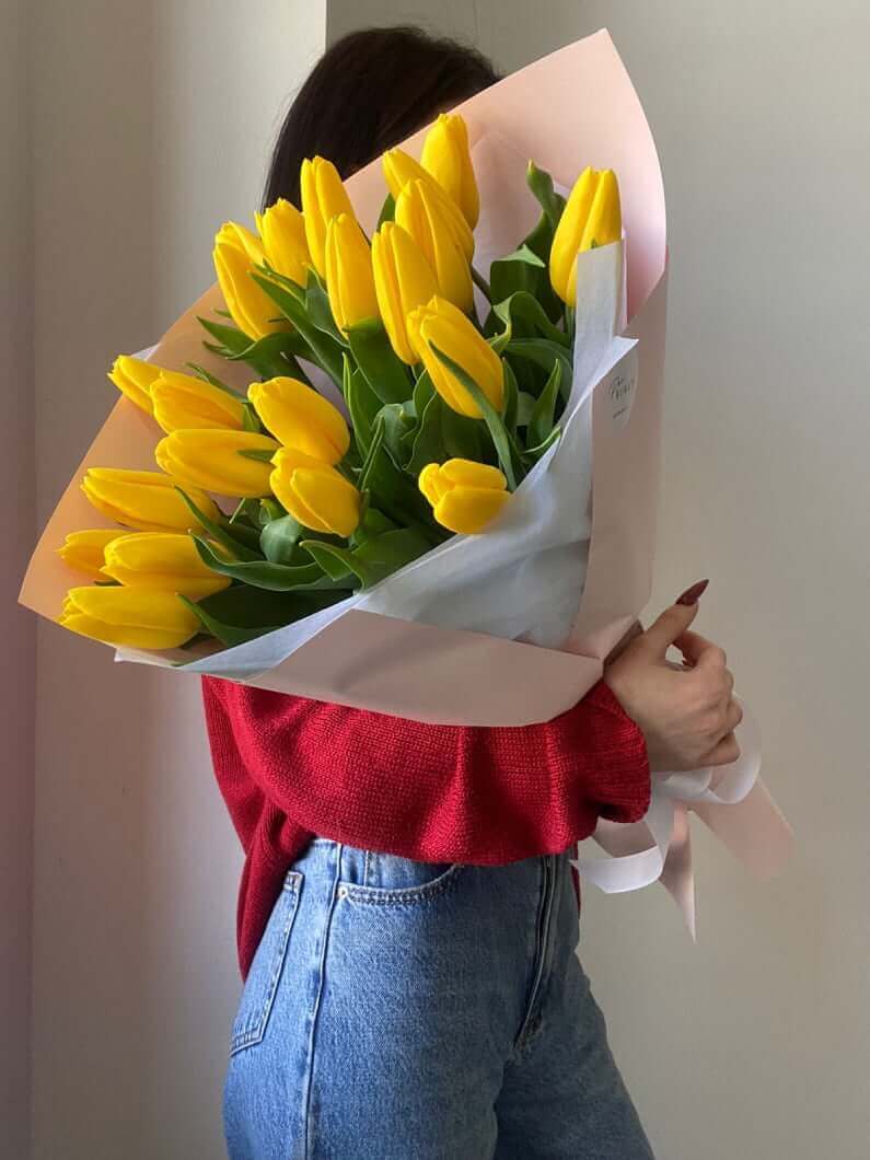 21 желтый тюльпан