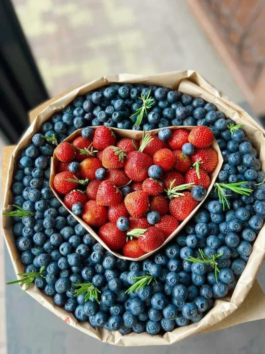 Композиция Ягодный коктейль