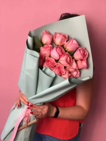 Букет розовых роз 100 см