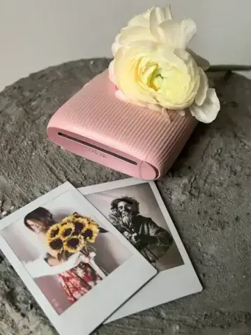 Фото Polaroid в дополнение к букету