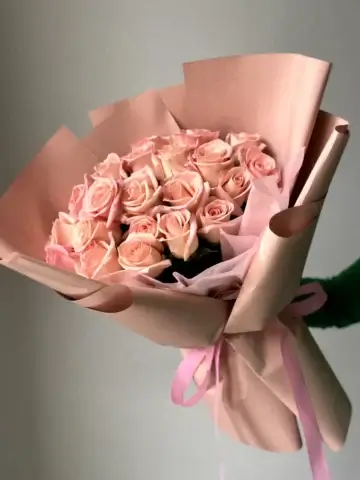 21 розовая роза