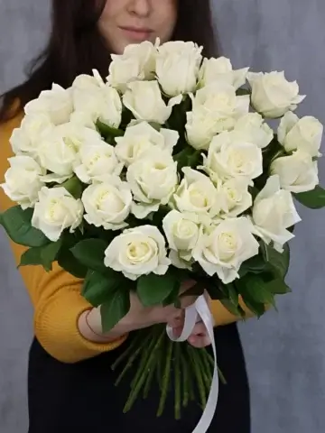 31 роза 60 см