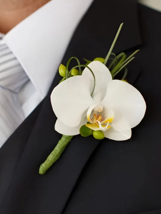 Бутоньерка Нежный Вздох