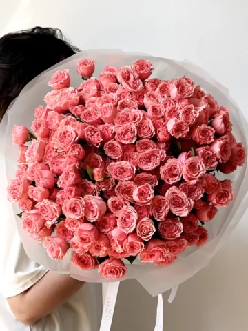 Bouquet of 35 spray roses