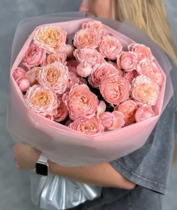 Bouquet of 7 peony roses