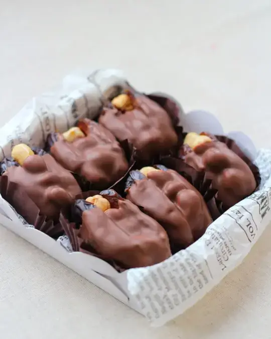 Финики в бельгийском шоколаде 6 шт.