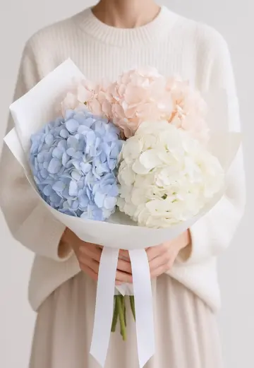 Букет из 3 гортензий