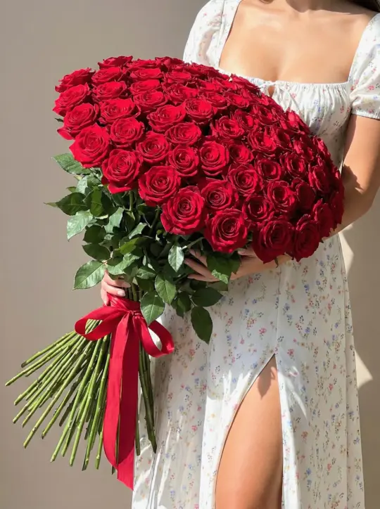 Голландские розы метровые