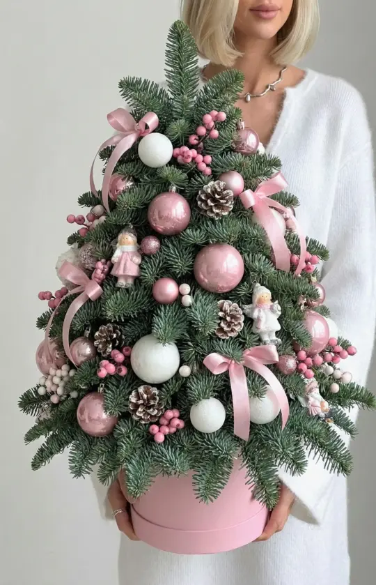 Ёлка Розовая зима